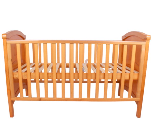 BABY COT